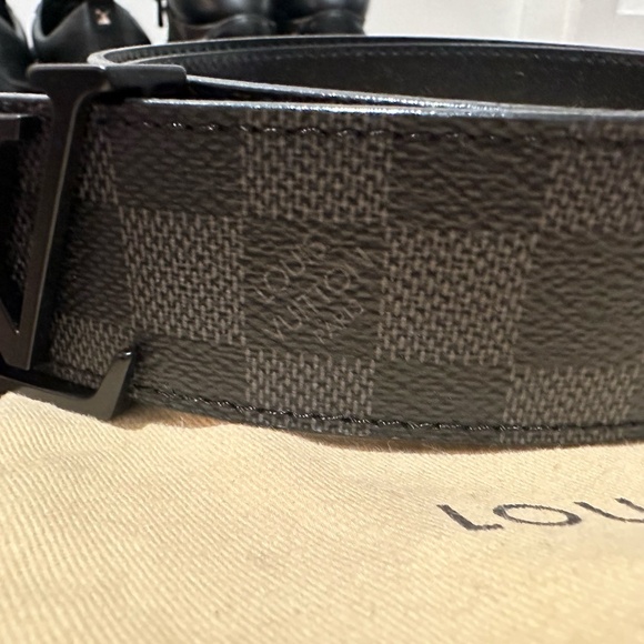 Louis Vuitton belt - Picture 5 of 6
